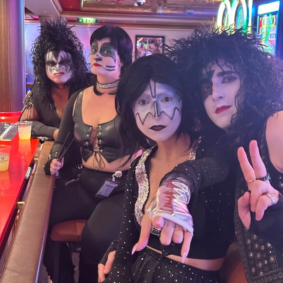 Meet your Posher, Michaelene - Picture 5 of 6